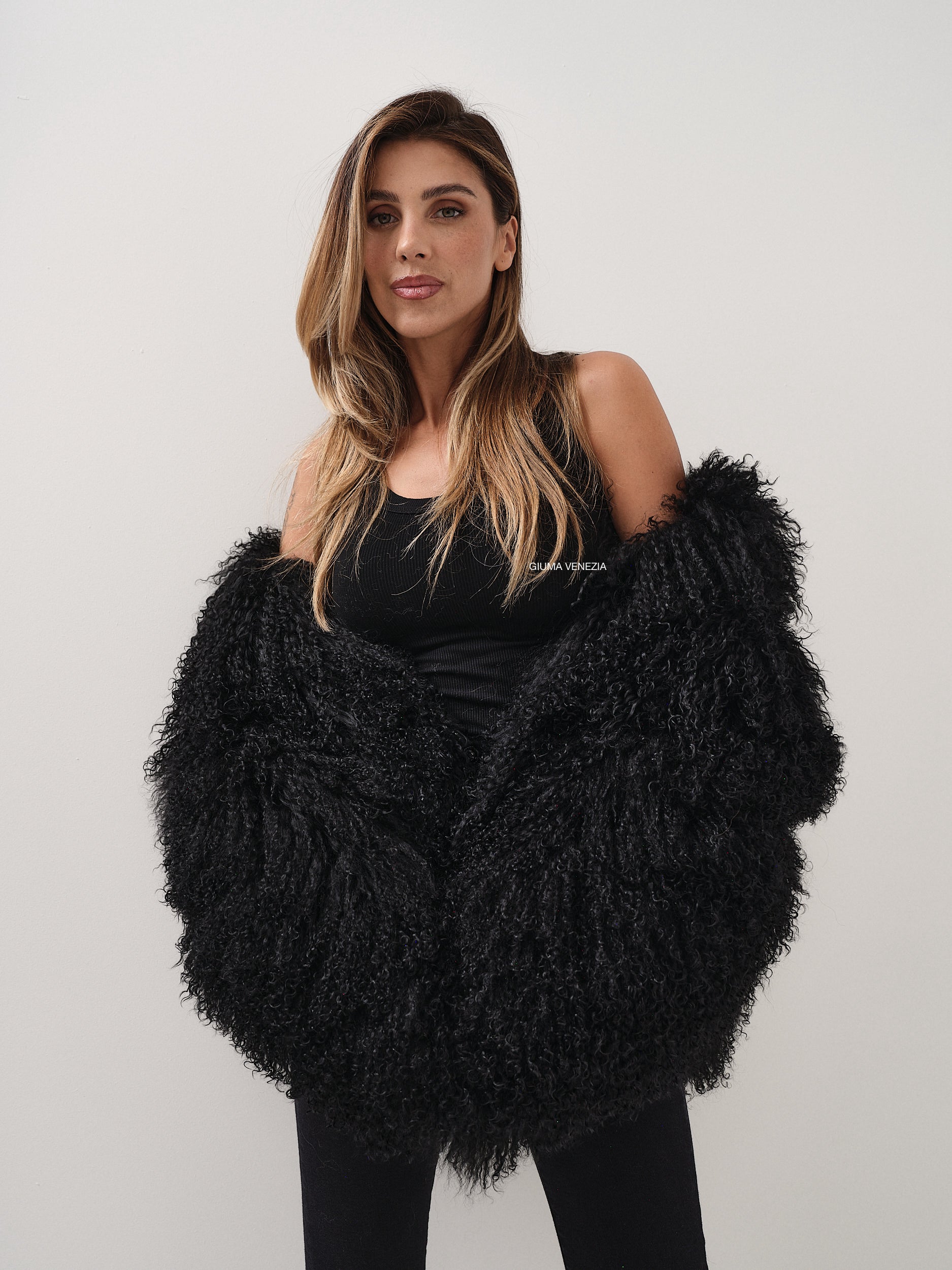 KAMILA BLACK mongolian fur 57 cm