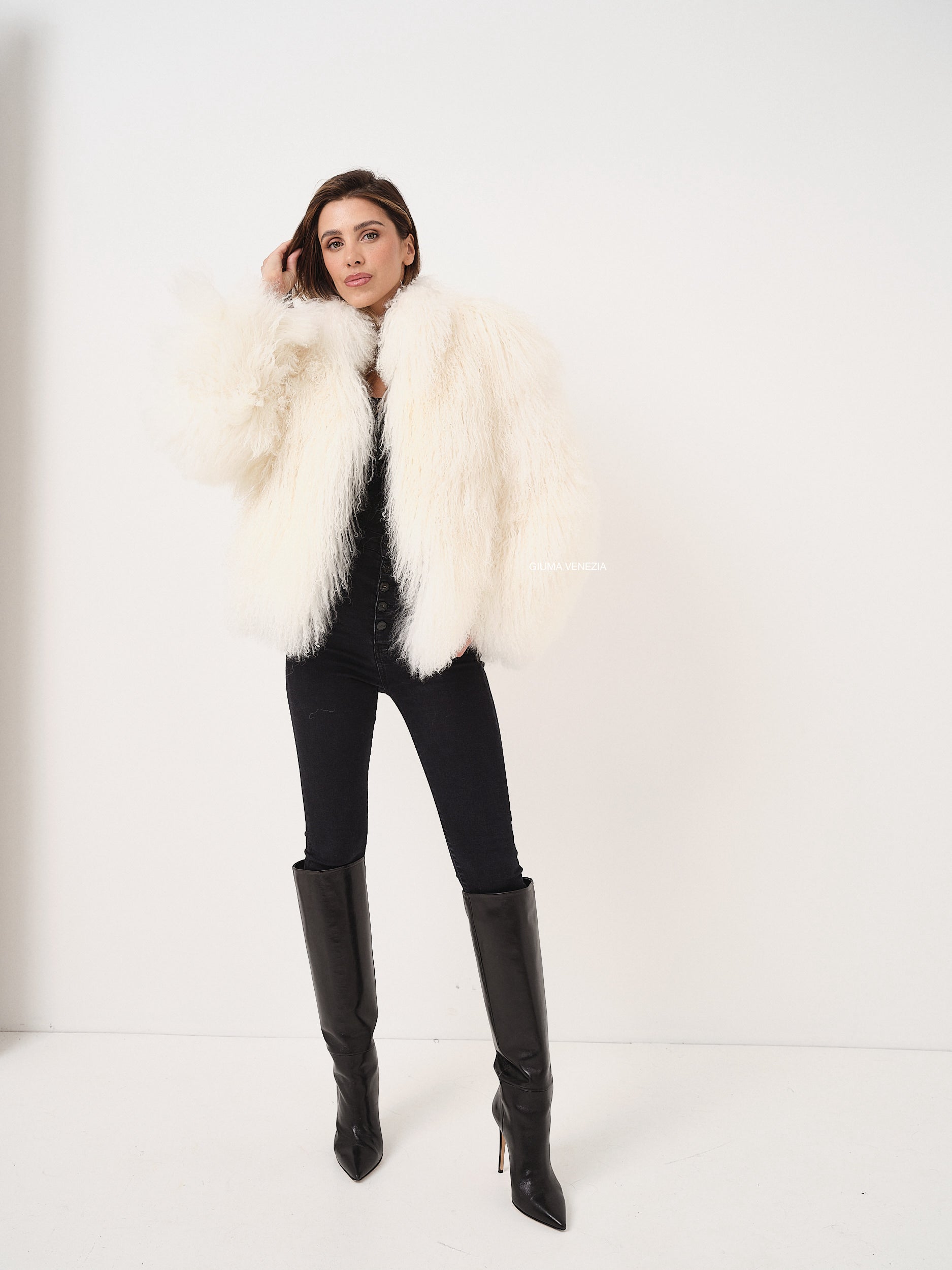 KAMILA WHITE mongolian fur 57 cm