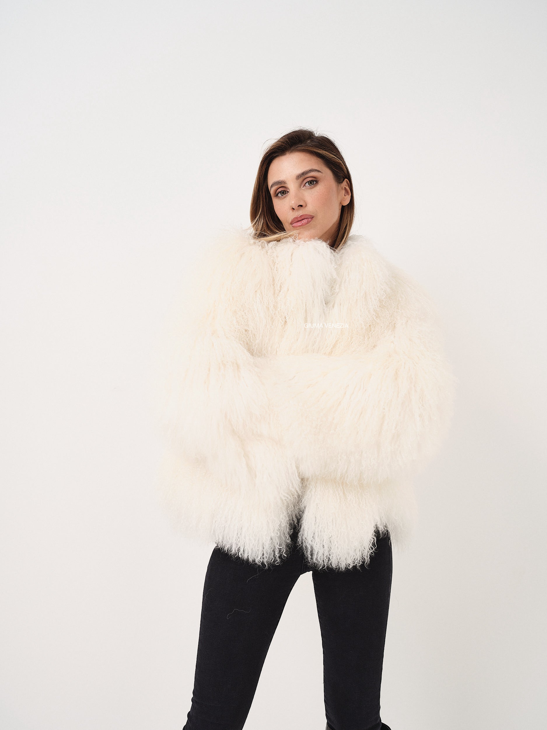 KAMILA WHITE mongolian fur 57 cm