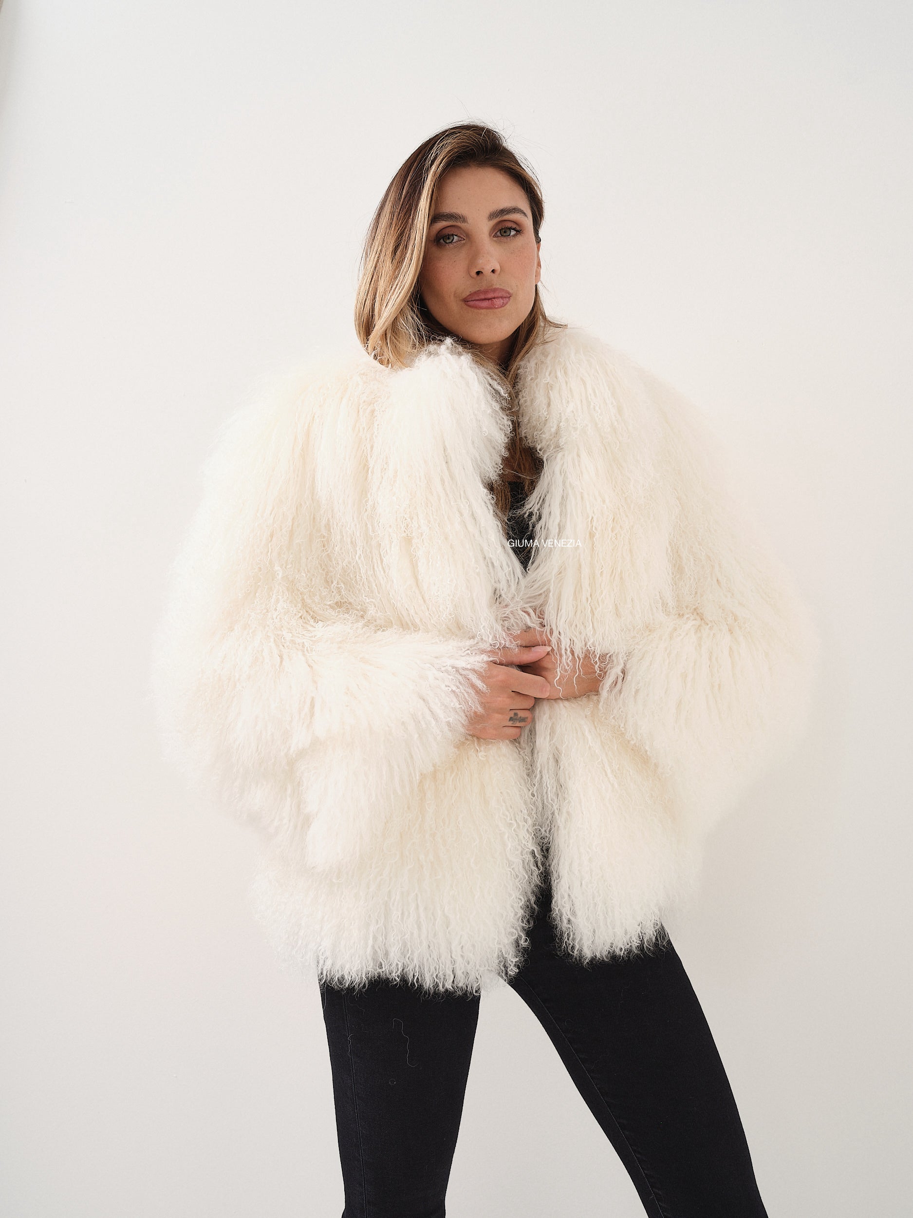 KAMILA WHITE mongolian fur 57 cm