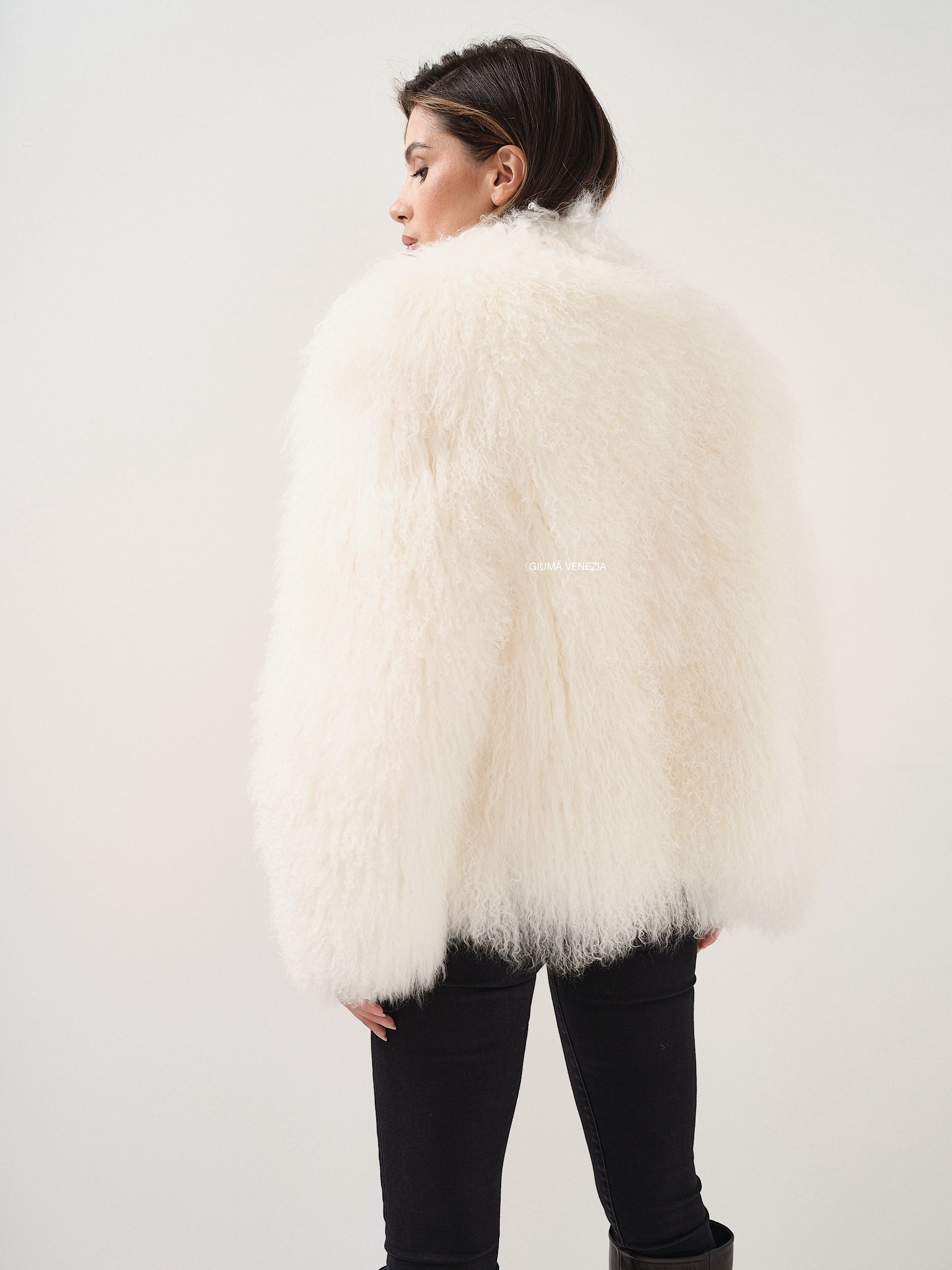 KAMILA WHITE mongolian fur 57 cm