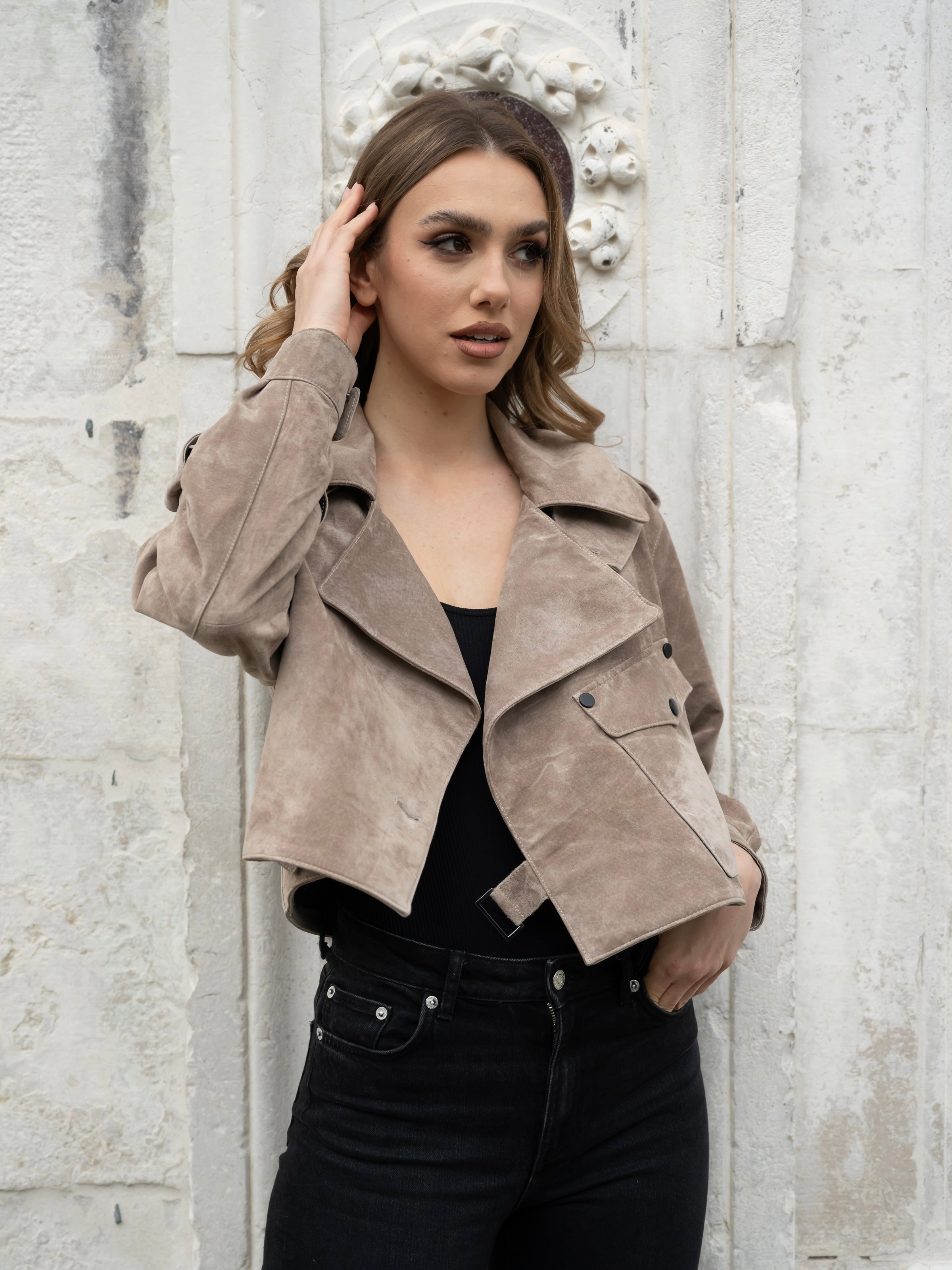 BEIGE OVERSIZED LEATHER JACKET