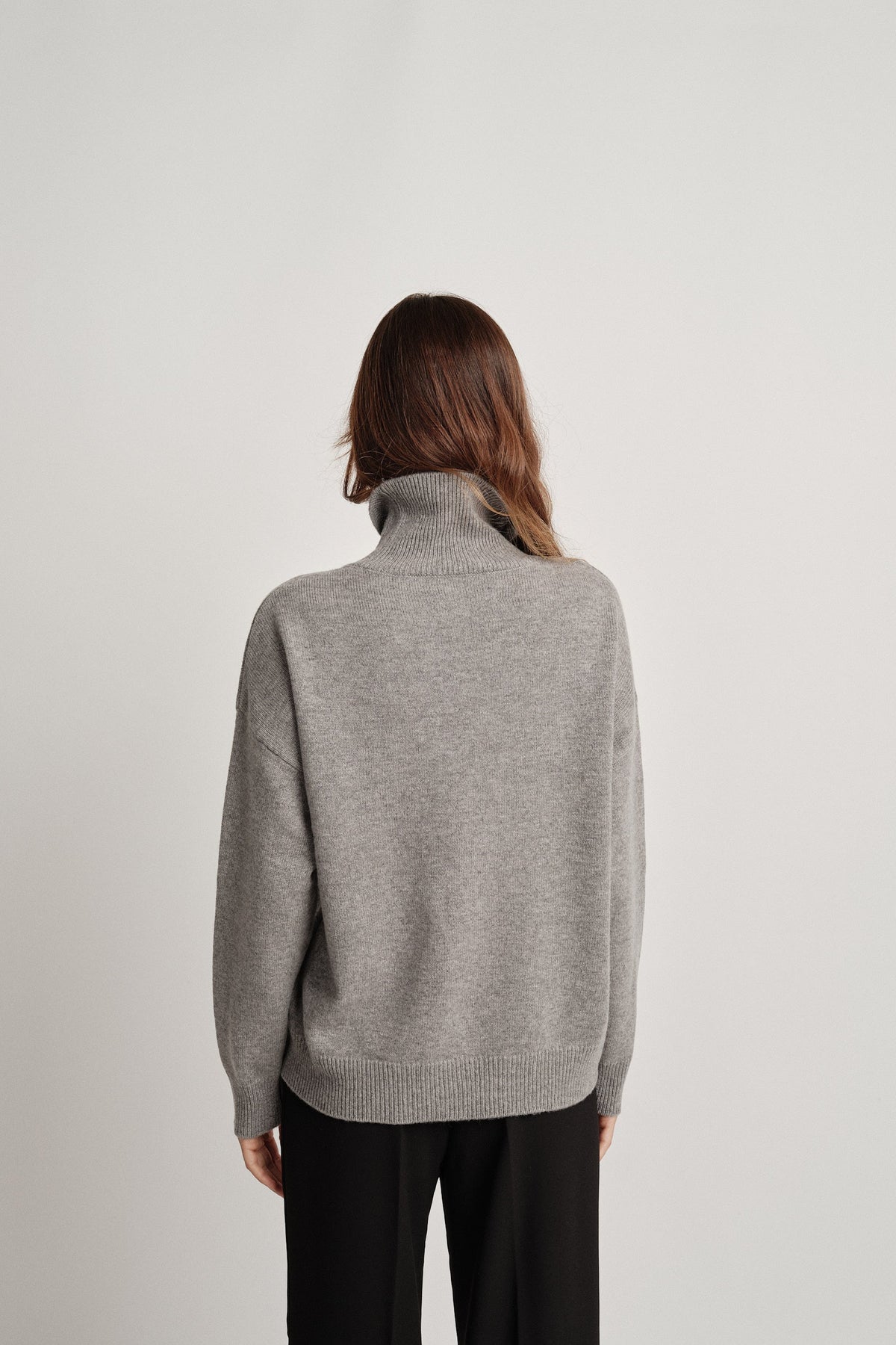 Emma Grigio - 100% Lana - maglia da donna in pura lana grigio, dettaglio 13 | GIUMA Venezia