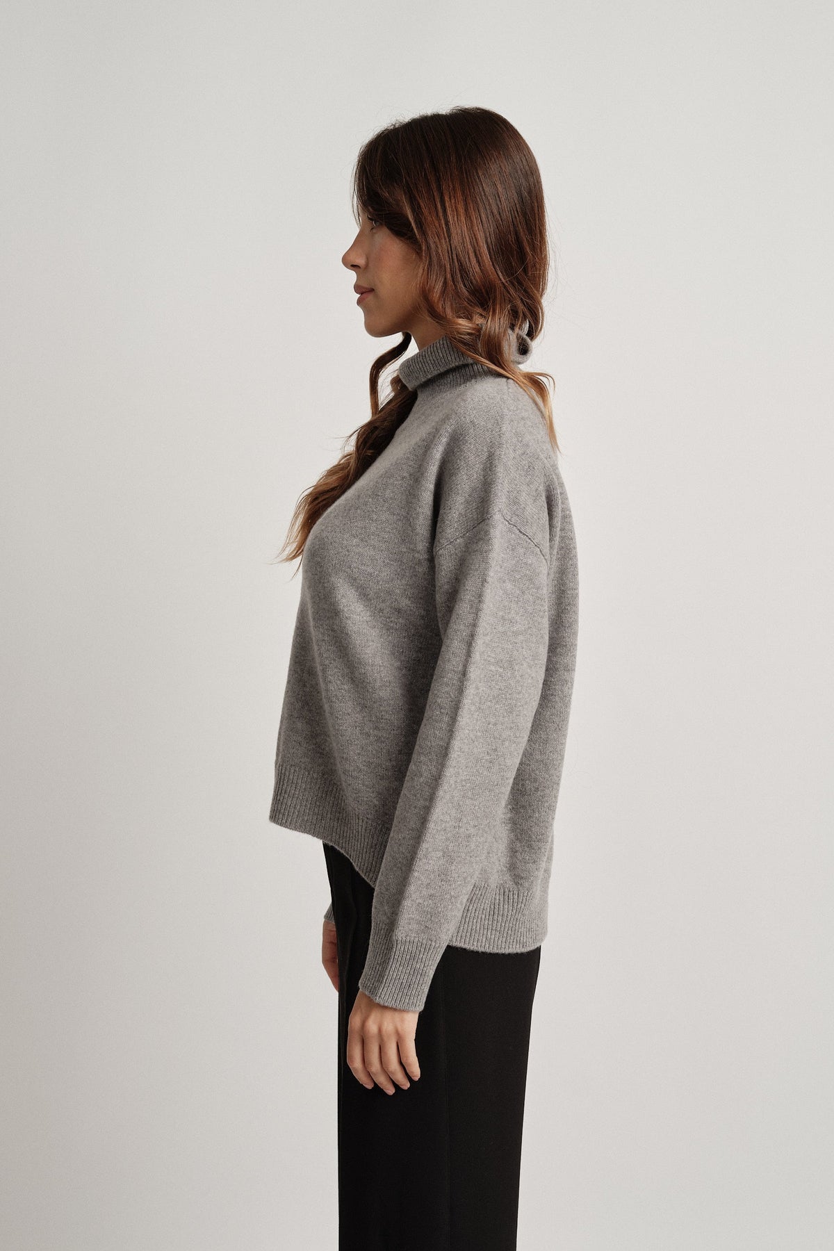 Emma Grigio - 100% Lana - maglia da donna in pura lana grigio, dettaglio 16 | GIUMA Venezia