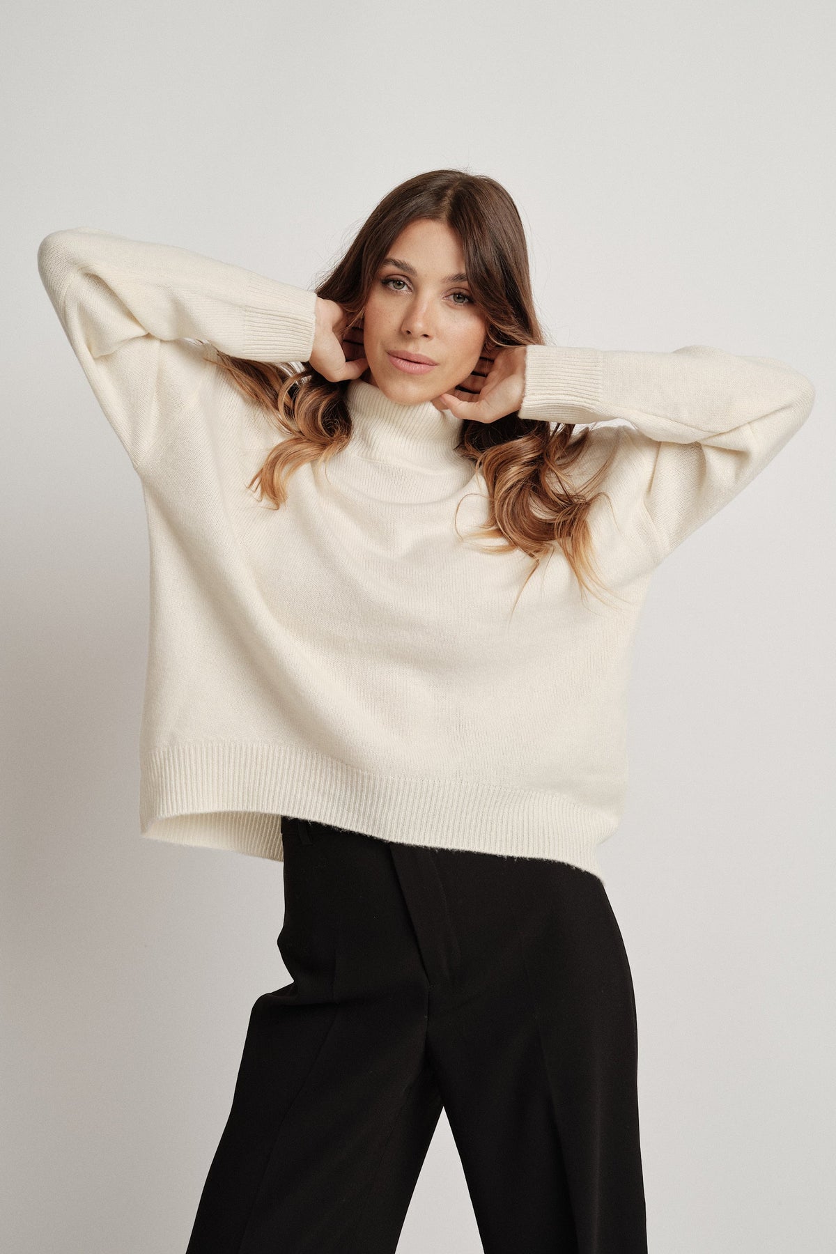 Emma Crema - 100% Lana - maglia da donna in pura lana crema, dettaglio 16 | GIUMA Venezia