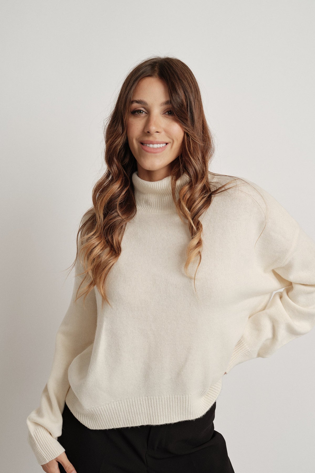 Emma Crema - 100% Lana - maglia da donna in pura lana crema, dettaglio 7 | GIUMA Venezia