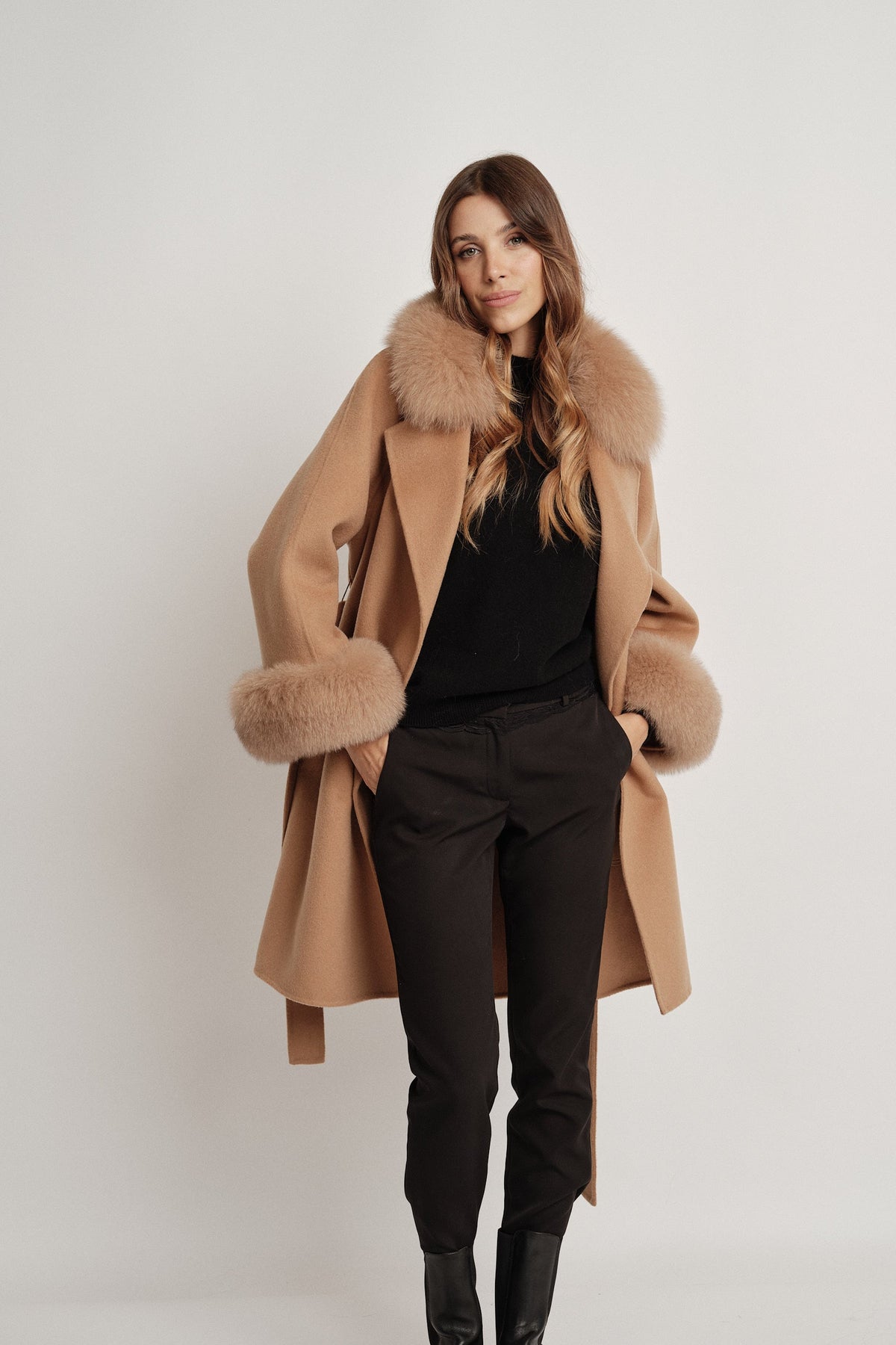 Gabrielle Cammello - cappotto da donna in lana e cachemire cammello, dettaglio 5 | GIUMA Venezia