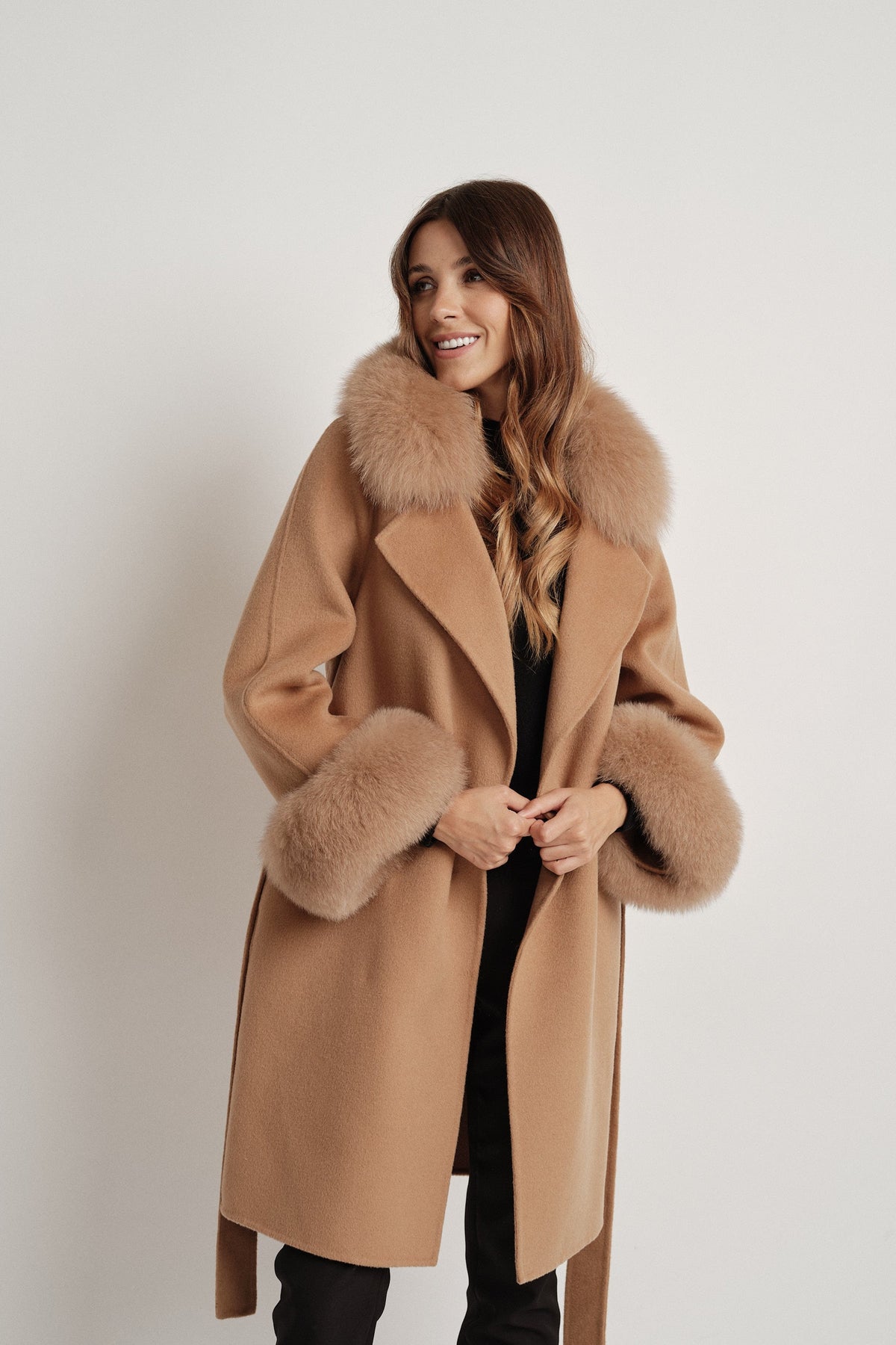 Gabrielle Cammello - cappotto da donna in lana e cachemire cammello, dettaglio 3 | GIUMA Venezia