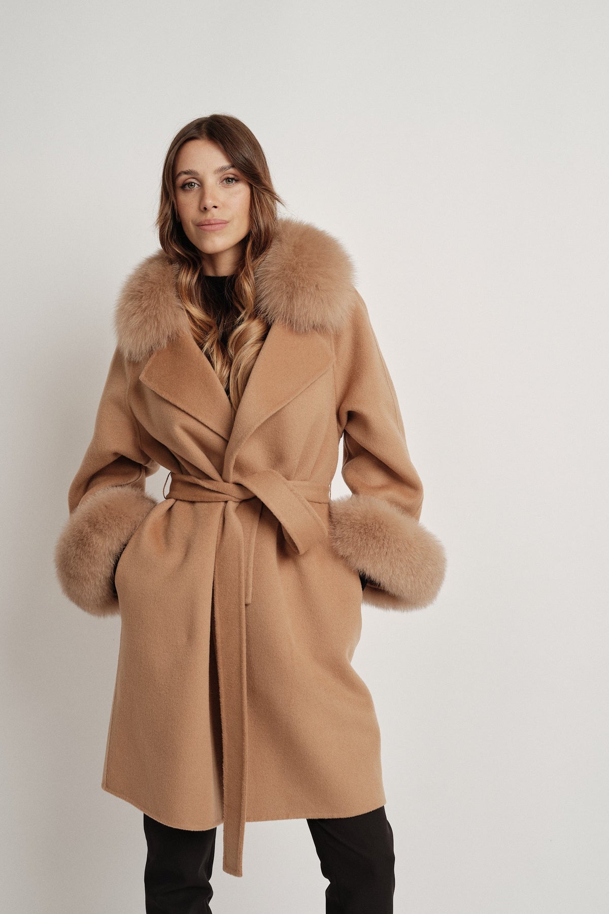 Gabrielle Cammello - cappotto da donna in lana e cachemire cammello, dettaglio 6 | GIUMA Venezia