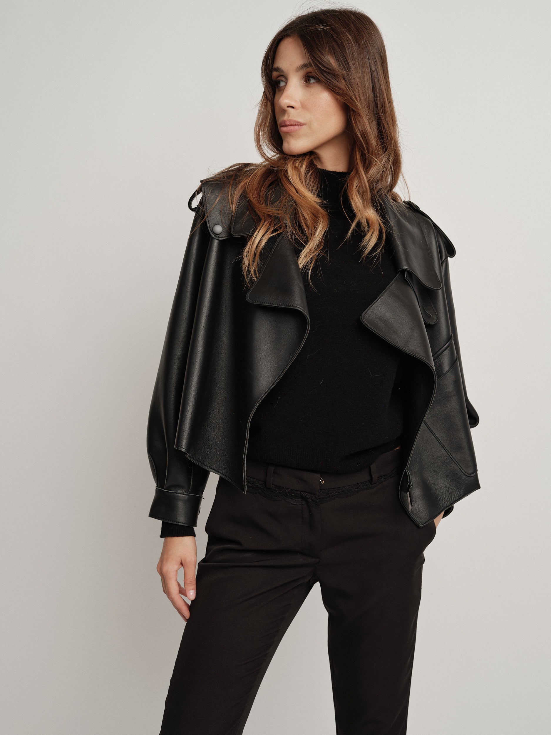 BLACK OVERSIZED LEATHER JACKET