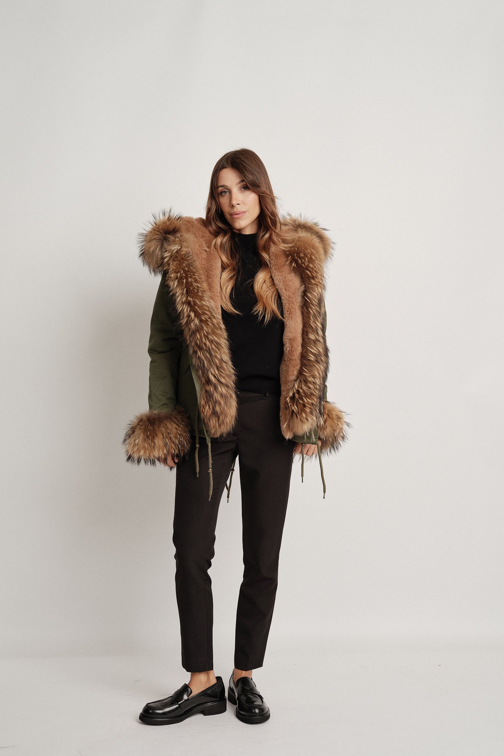 Parka Oslo Interno Ecopelliccia - parka da donna in cotone con dettaglio in pelliccia verde, dettaglio 7 | GIUMA Venezia