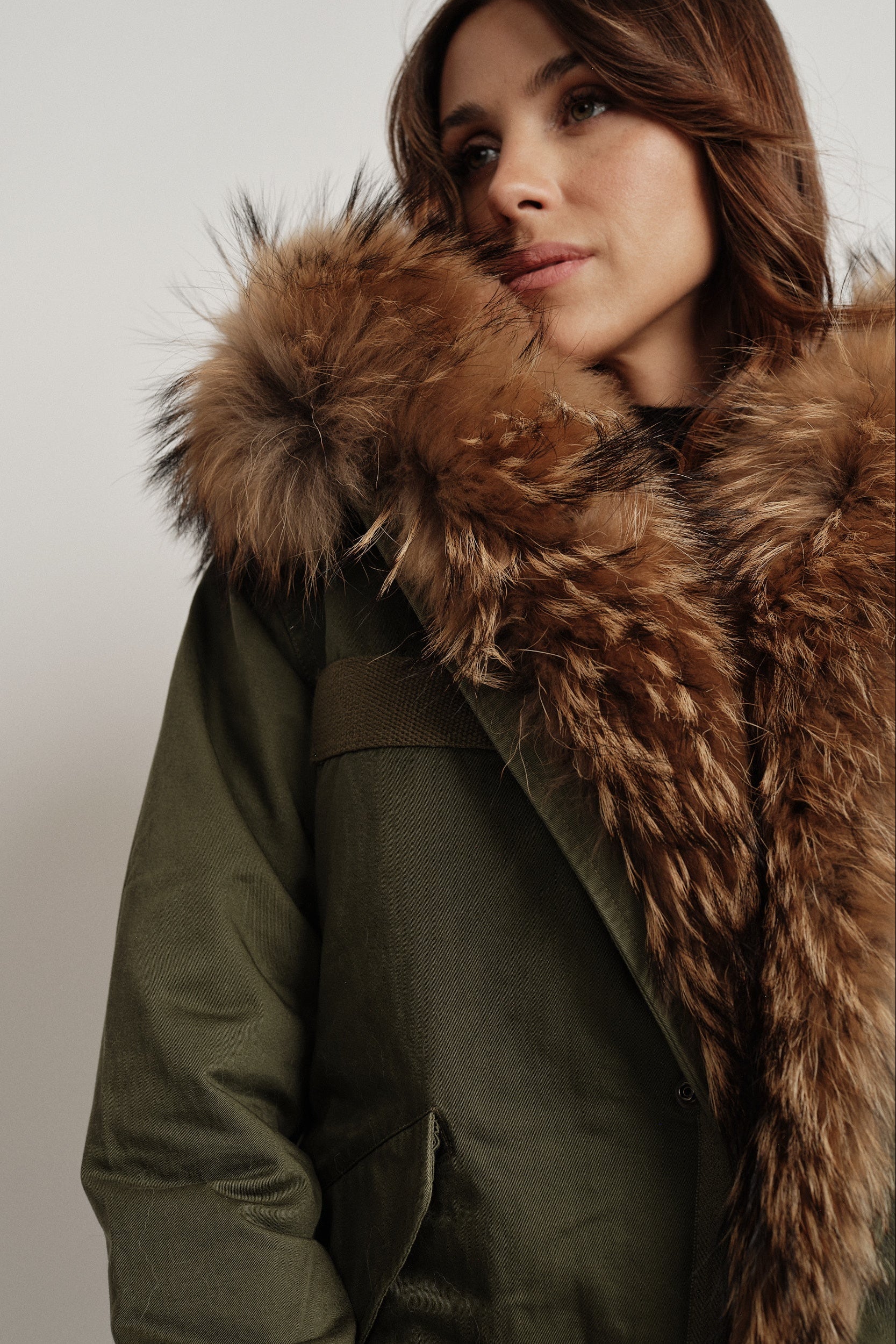 Parka Oslo Interno Ecopelliccia - parka da donna in cotone con dettaglio in pelliccia verde, dettaglio 3 | GIUMA Venezia