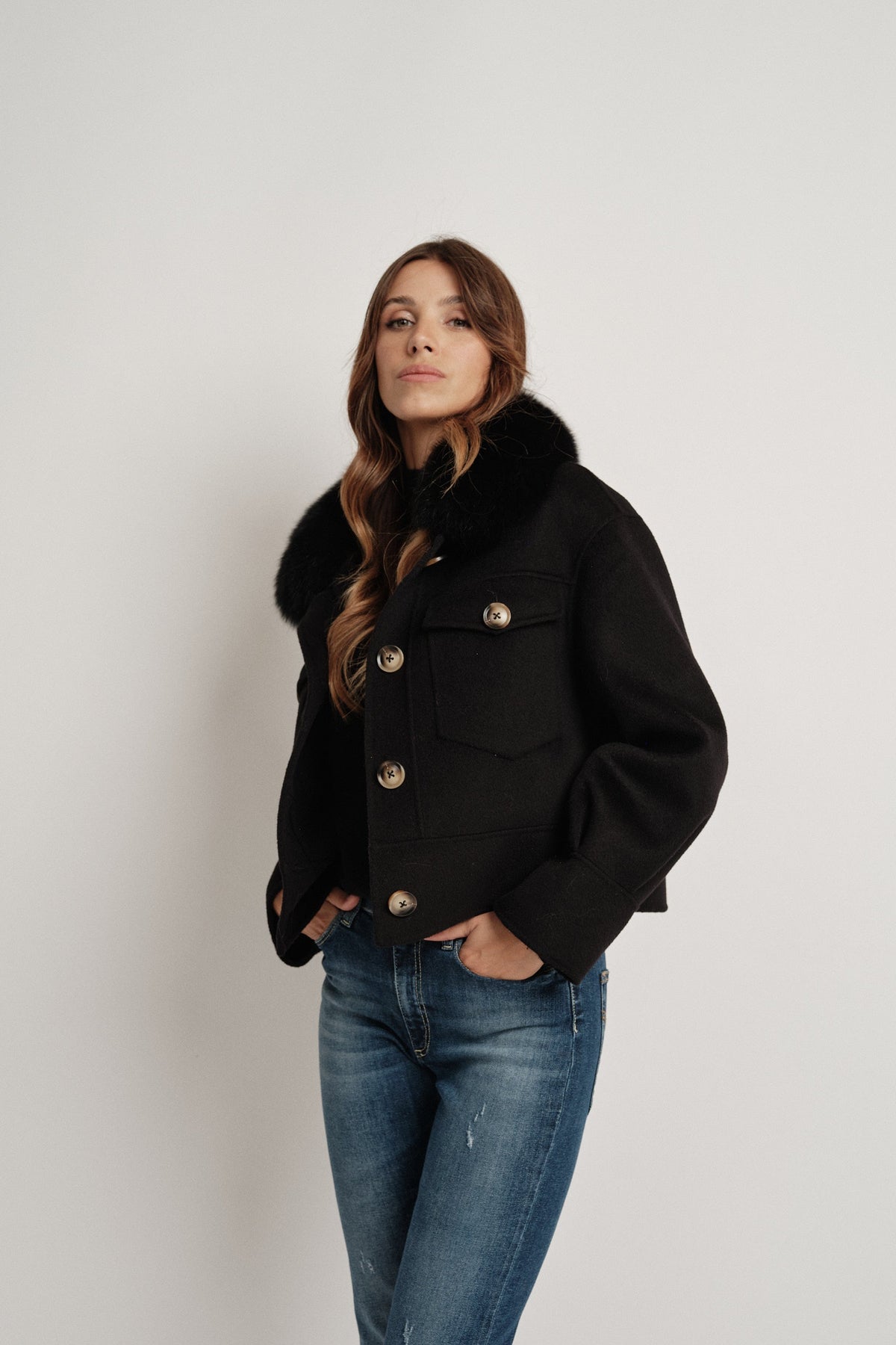 Lola Black - cappotto da donna in lana e cachemire nero, dettaglio 9 | GIUMA Venezia