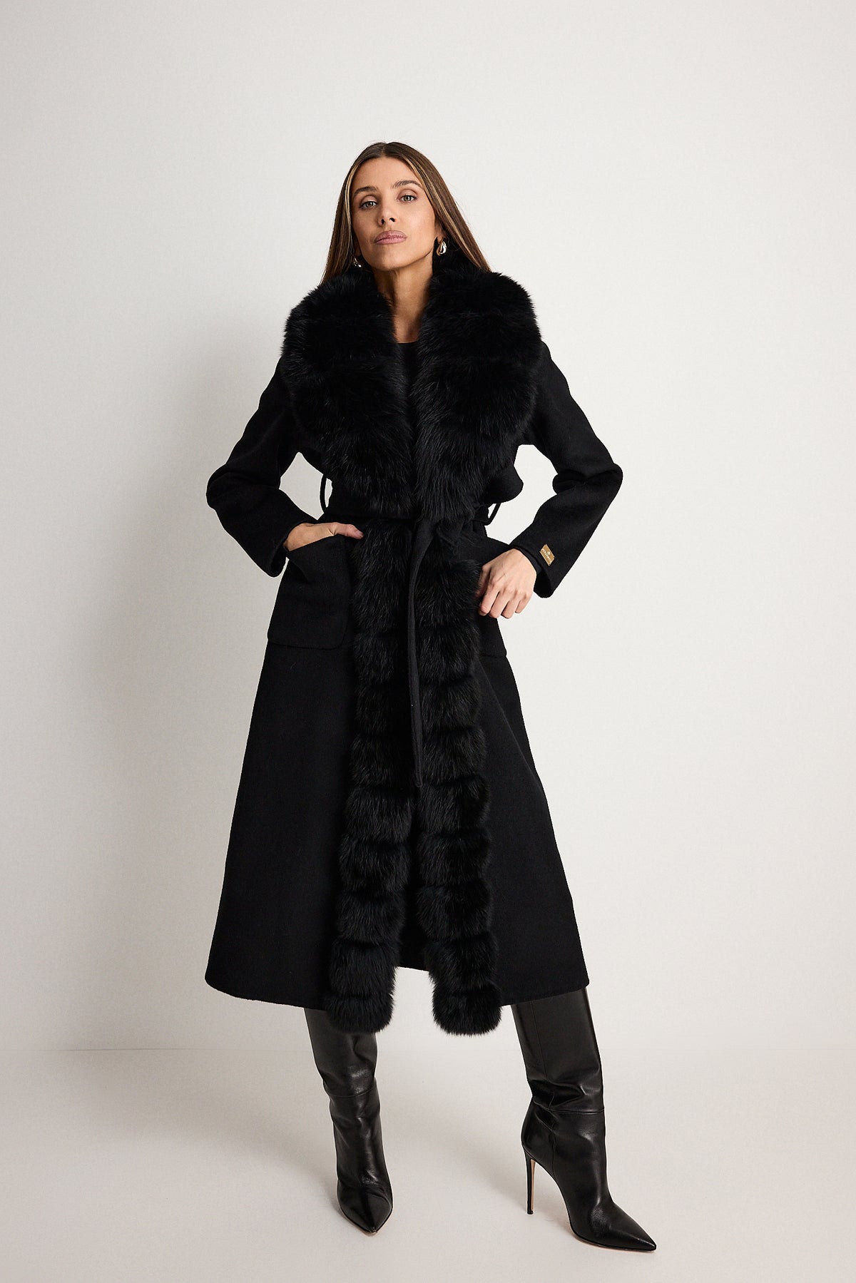 Janet Nero - cappotto da donna in lana e cachemire nero, dettaglio 4 | GIUMA Venezia