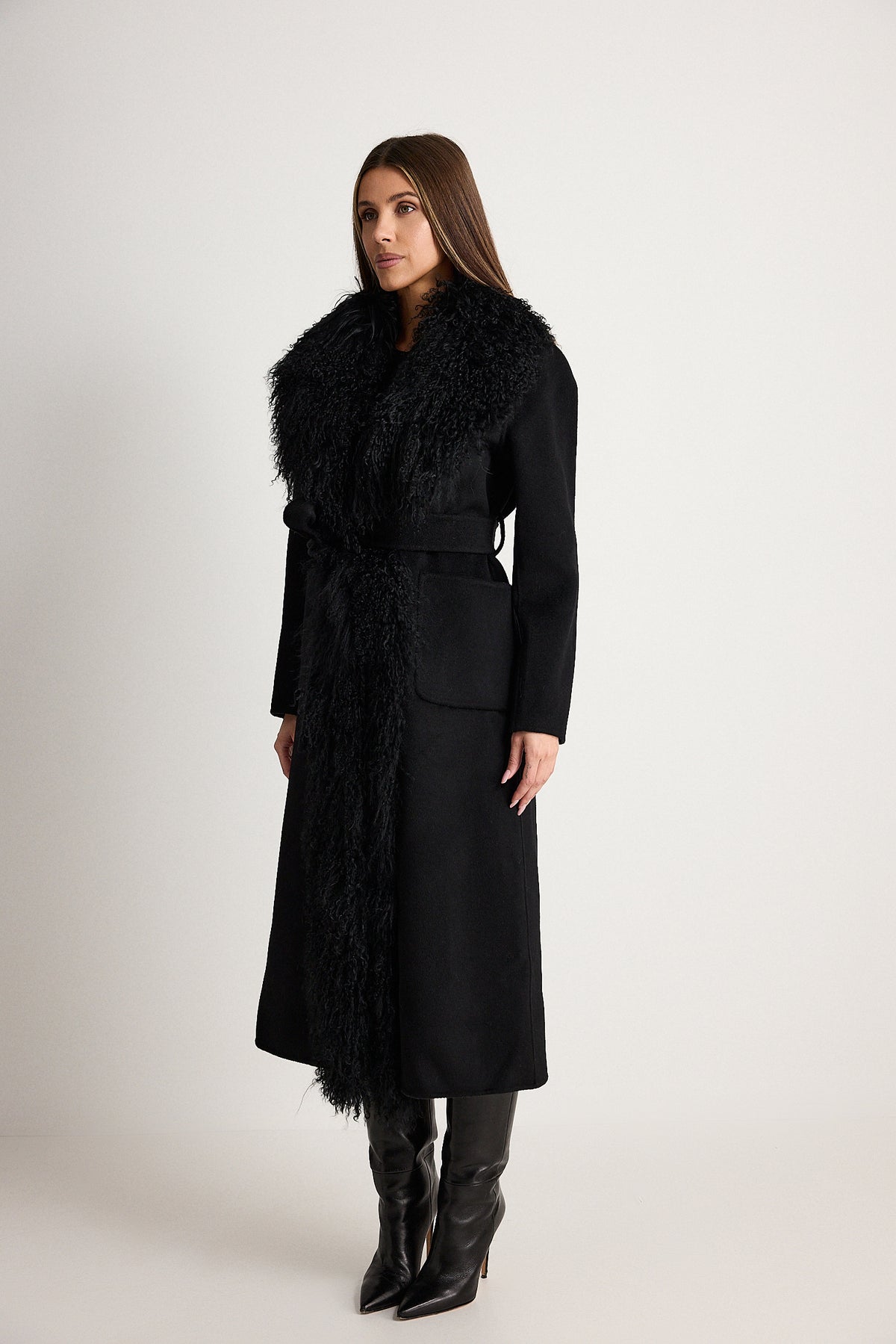 Yvette Nero - cappotto da donna in lana e cachemire nero, dettaglio 10 | GIUMA Venezia