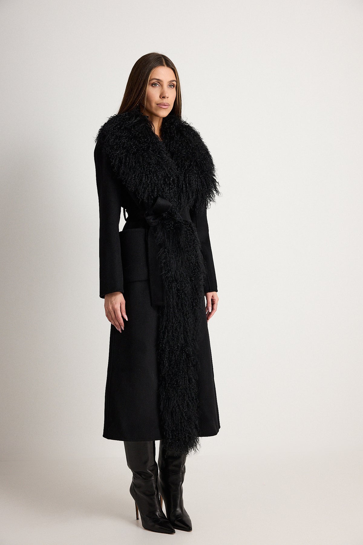 Yvette Nero - cappotto da donna in lana e cachemire nero, dettaglio 9 | GIUMA Venezia