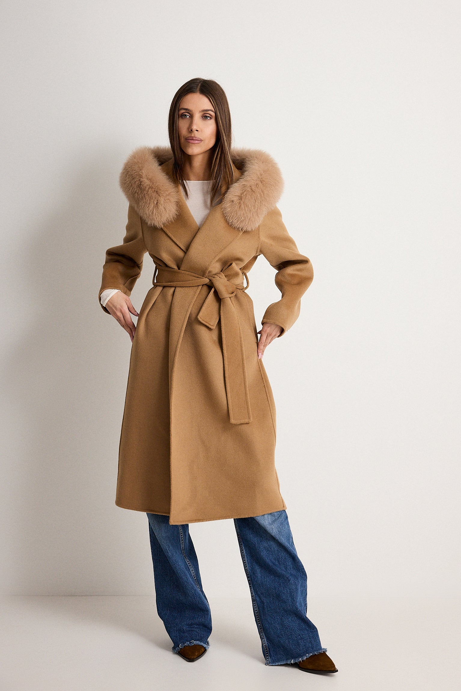 Agatha Long Cammello - cappotto da donna in lana e cachemire cammello, vista principale | GIUMA Venezia