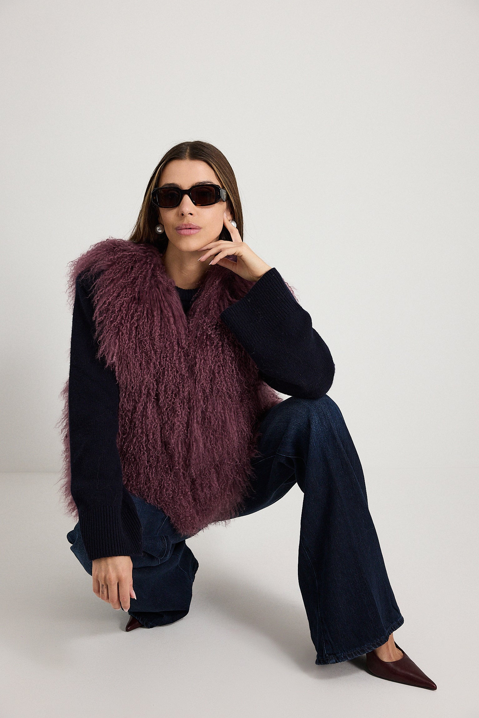 Vera Burgundy - smanicato da donna in pelliccia Mongolia bordeaux, vista principale | GIUMA Venezia