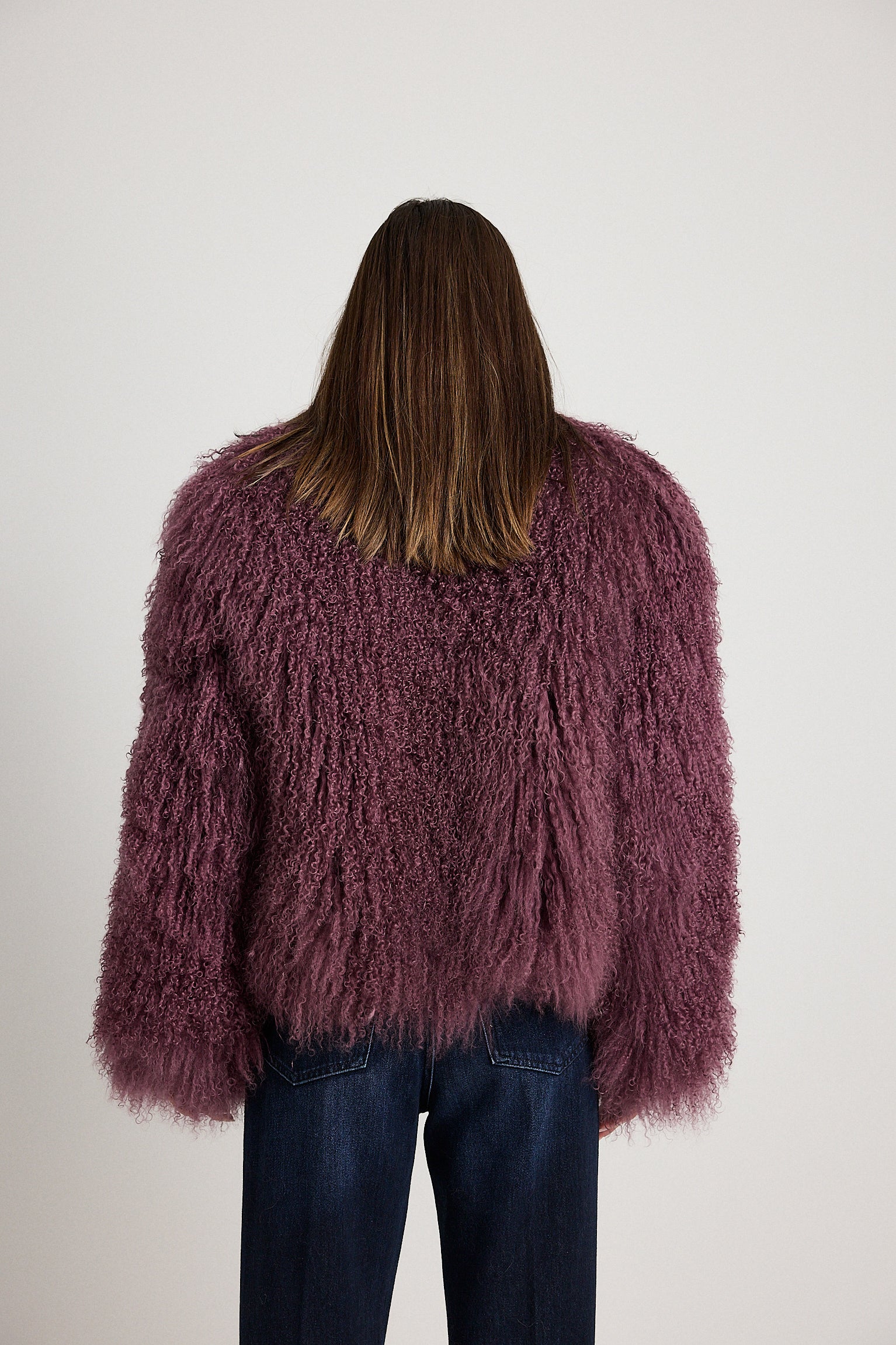 Esme Burgundy - pelliccia da donna in Mongolian bordeaux, dettaglio 6 | GIUMA Venezia