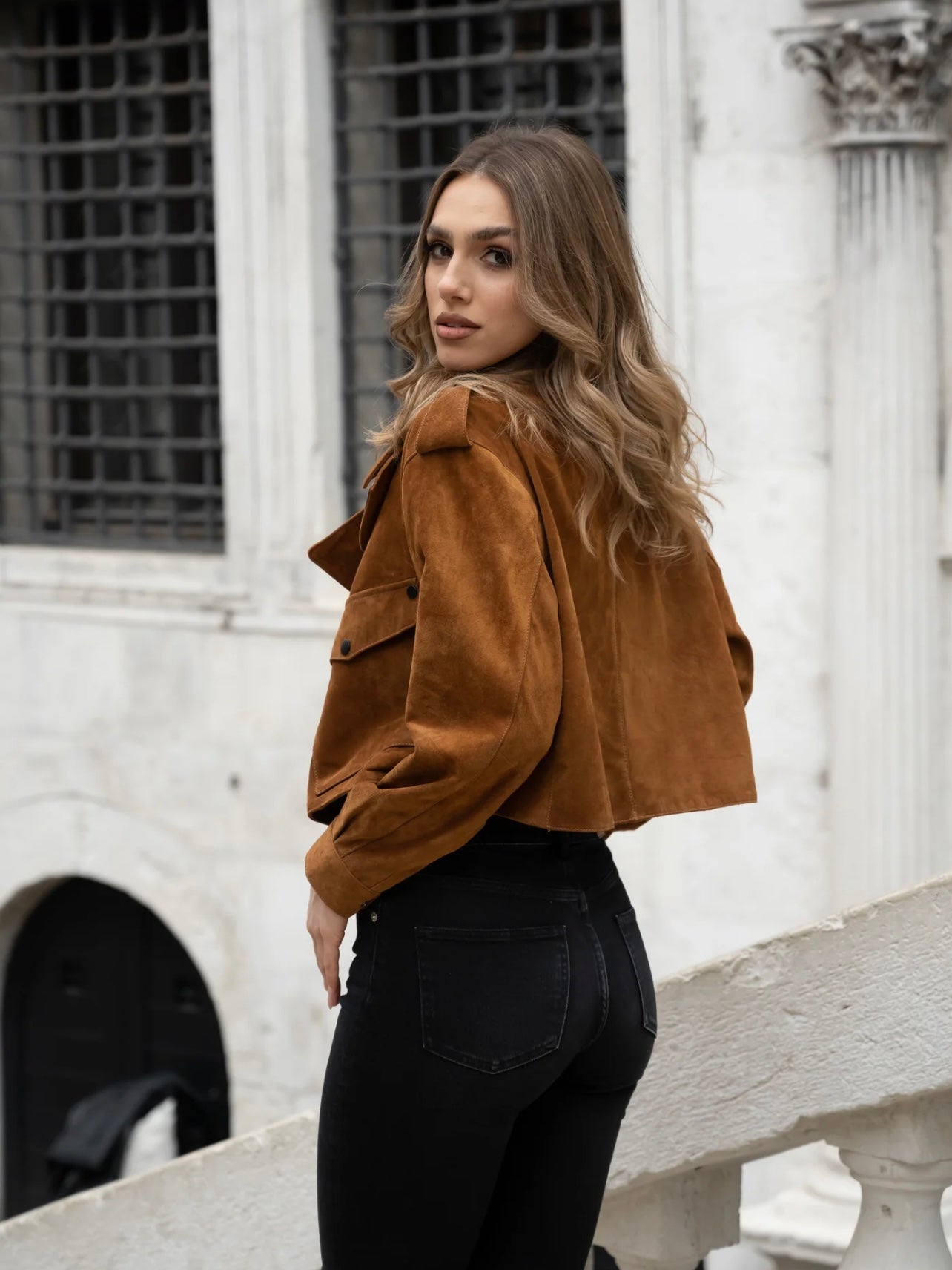 TOBACCO OVERSIZED LEATHER JACKET